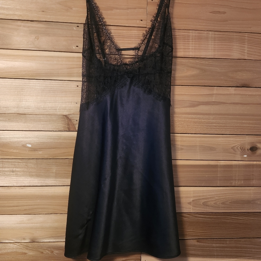 Victoria's Secret Slip/teddy with Black Lace Size Large